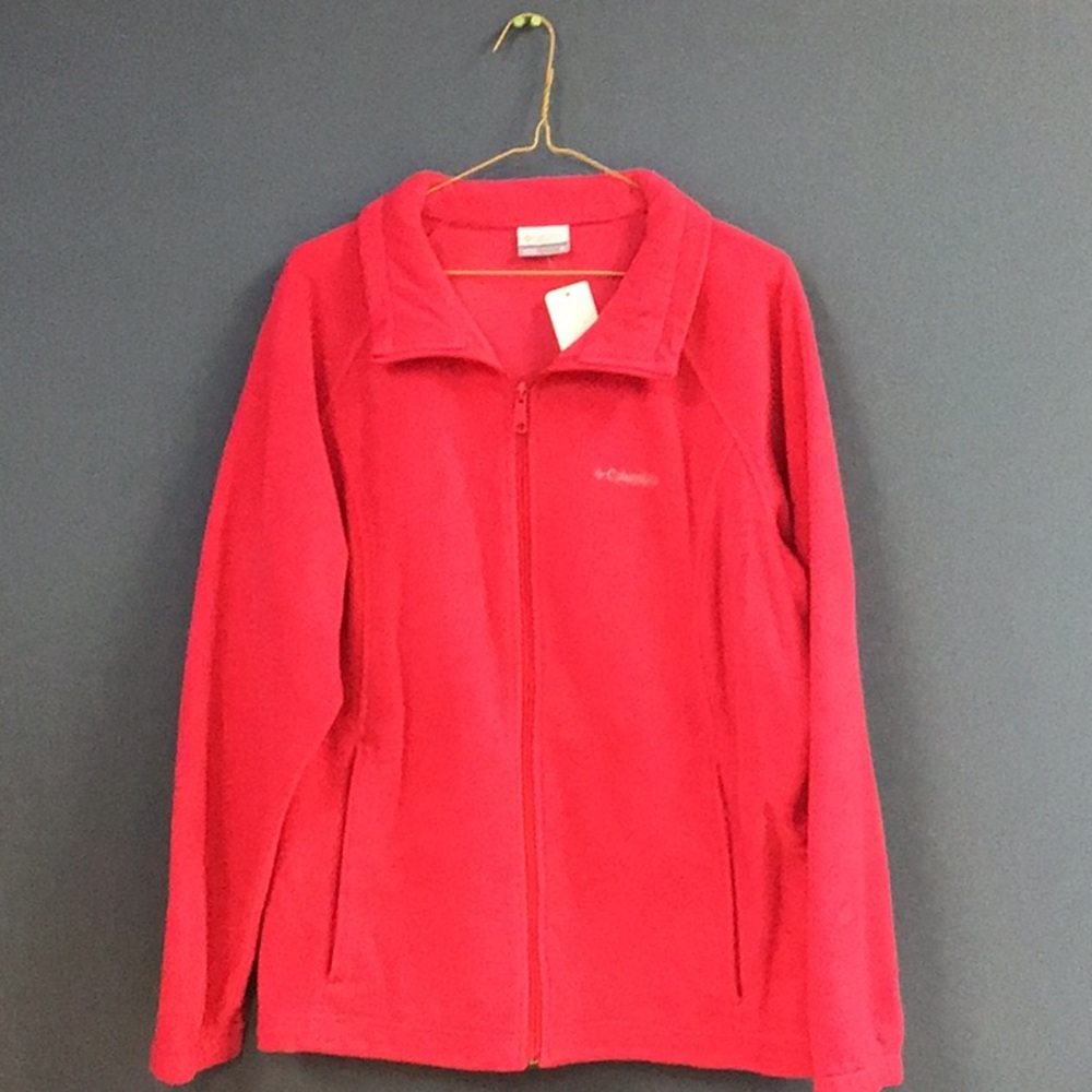 Columbia Pink Fleece Jacket with Long Sleeves and Relaxed Fit